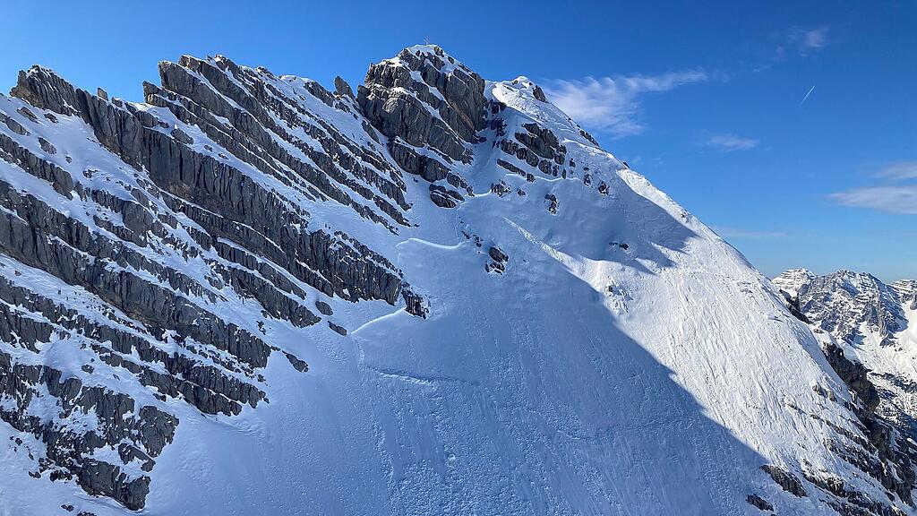 Abriss Schneebrett.jpg