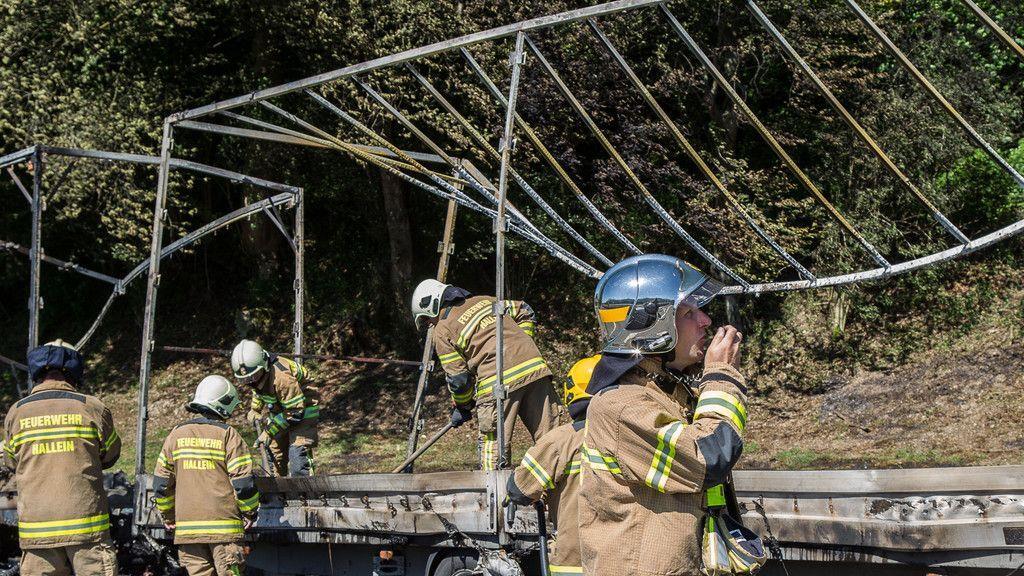 Lkw-Vollbrand auf A10 bei Hallein