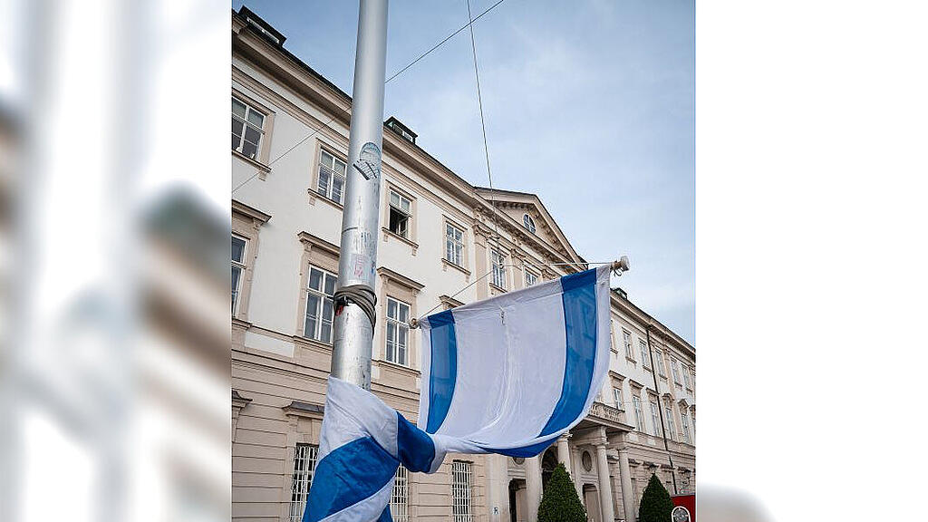 Israel-Flagge am Schloss Mirabell beschädigt