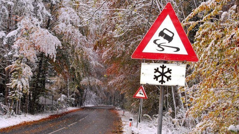 Das fürhe Winterwetter sorgte in manchen Teilen Salzburgs für Verkehrschaos.