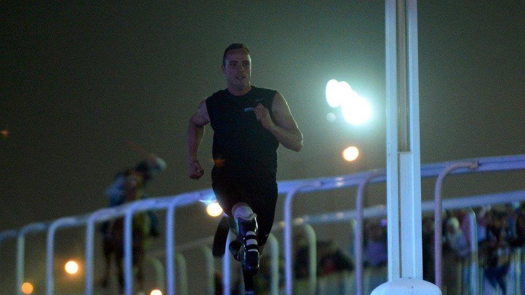 Pistorius gewann 200-m-Vergleich mit Araber-Hengst