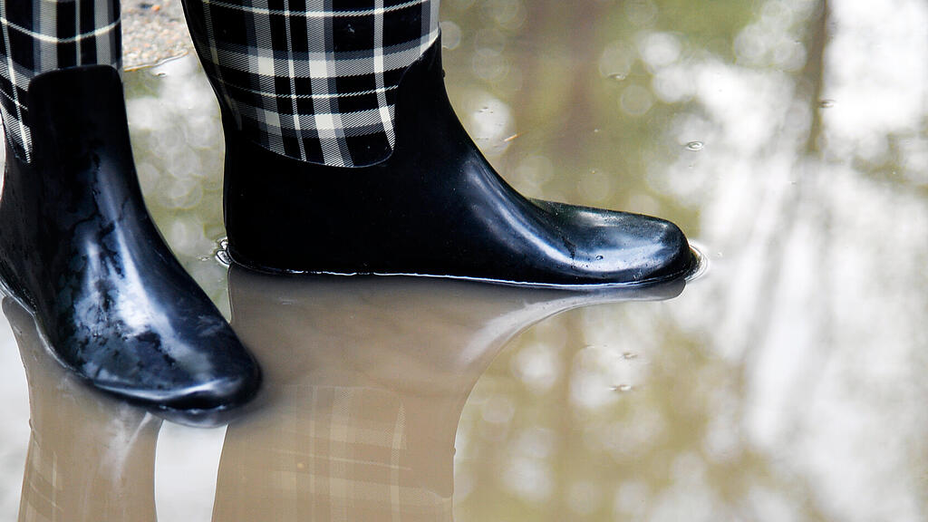 Regen, Wetter, Gummistiefel, Unwetter, SB