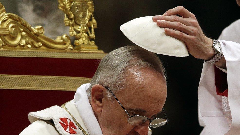 Papst begann Osterfeiern mit Chrisam-Messe