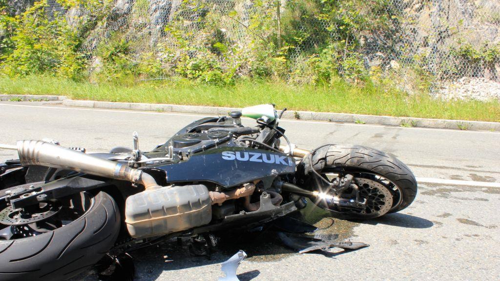 B305: Bilder der Unfallstelle