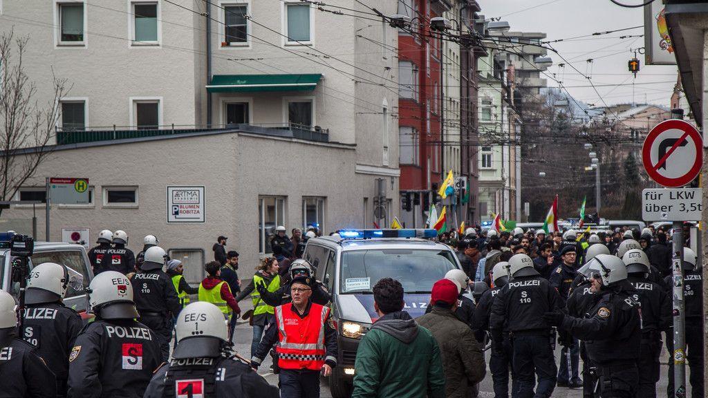 Demo der Kurden in Salzburg