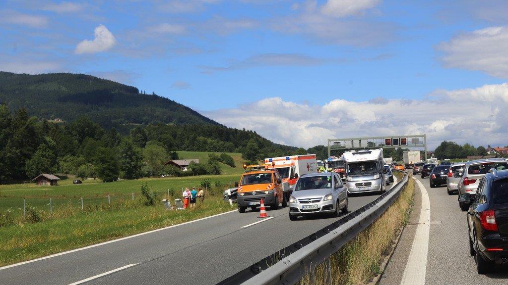 Wohnwagencrash auf A8