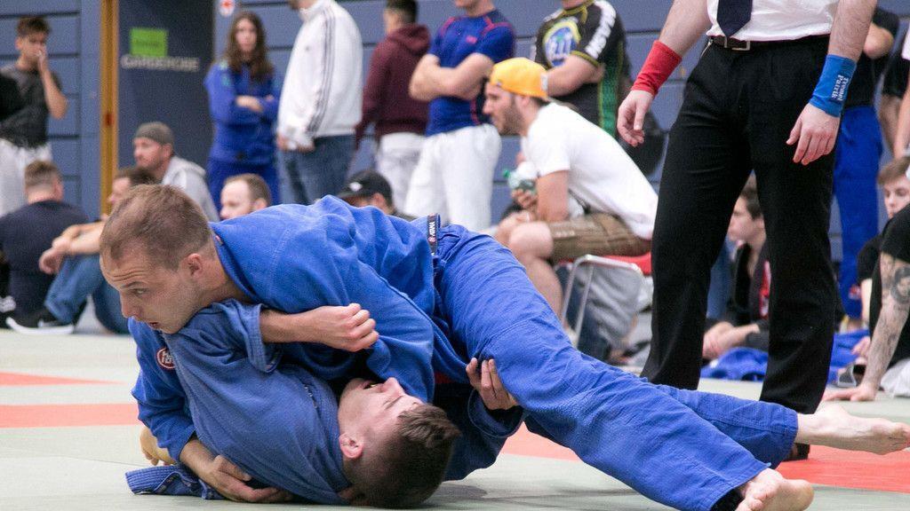 Groundfighters kämpfen in der Sporthalle Alpenstraße