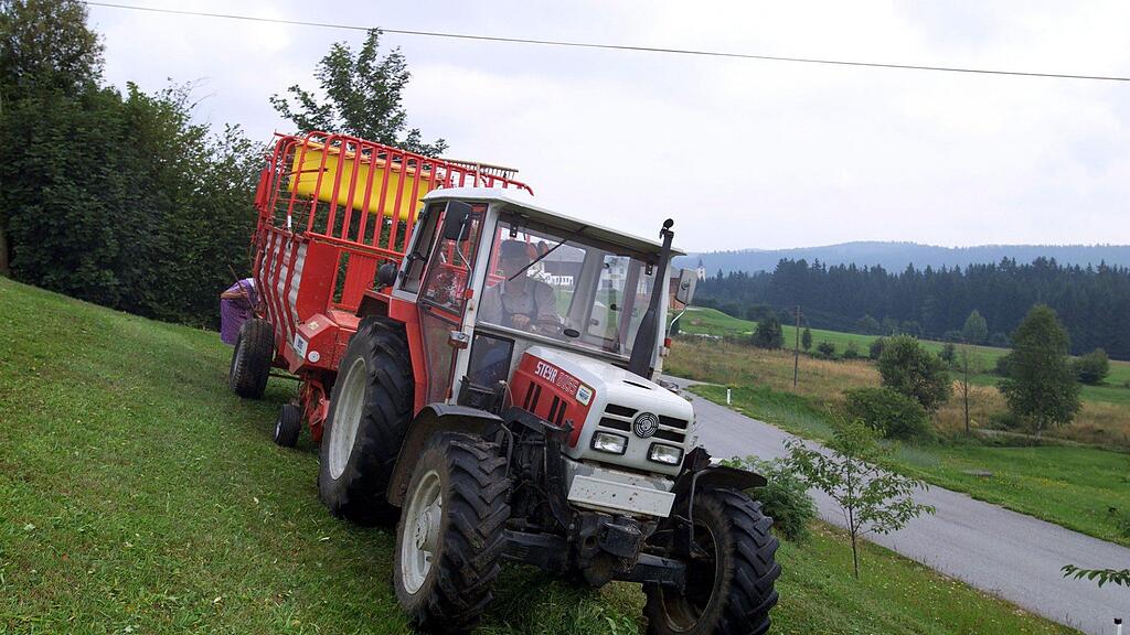 Der Vierjährige wurde von dem Traktor überrollt.