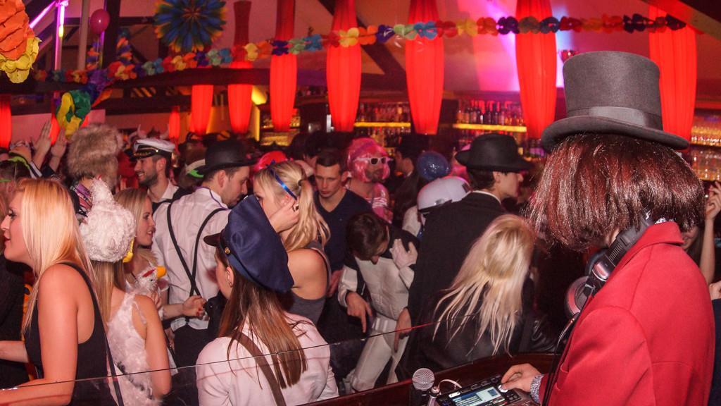 Hutfest im Friesacher Stadl, I