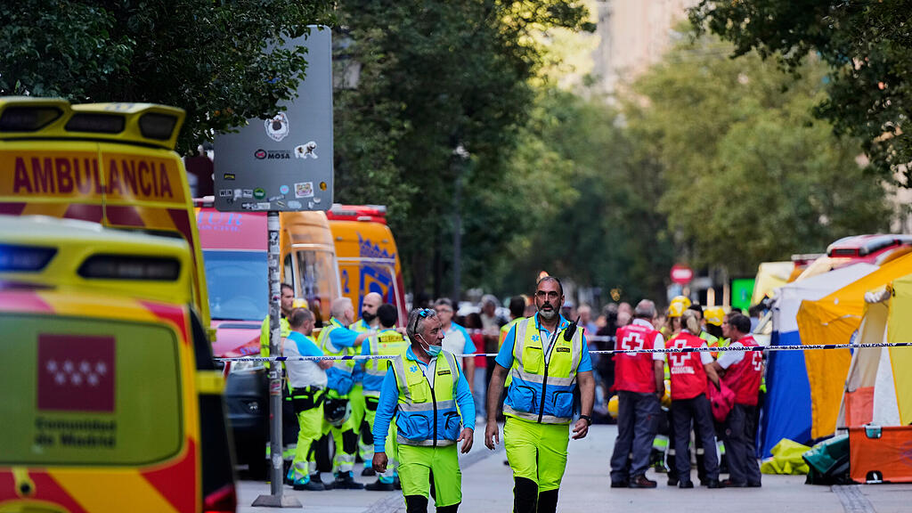 Gebäude stürzt in Madrid ein: Mehrere Tote