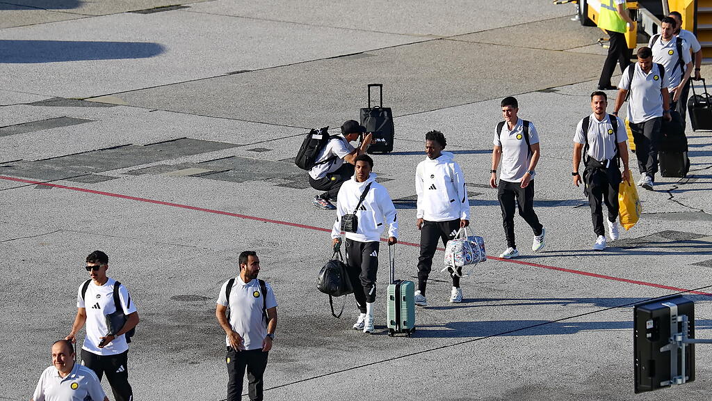 Ankunft von Al-Nassr am Salzburger Flughafen