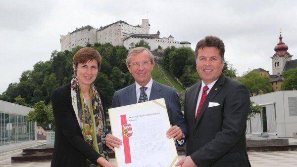 Seit Mai wird Salzburg von einer Dreier-Koalition regiert - die Salzburger sind mit Haslauer und Co. aber nicht zufrieden.