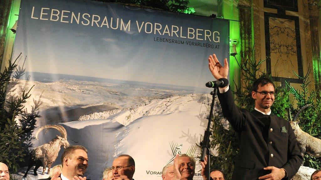 93. Jägerball