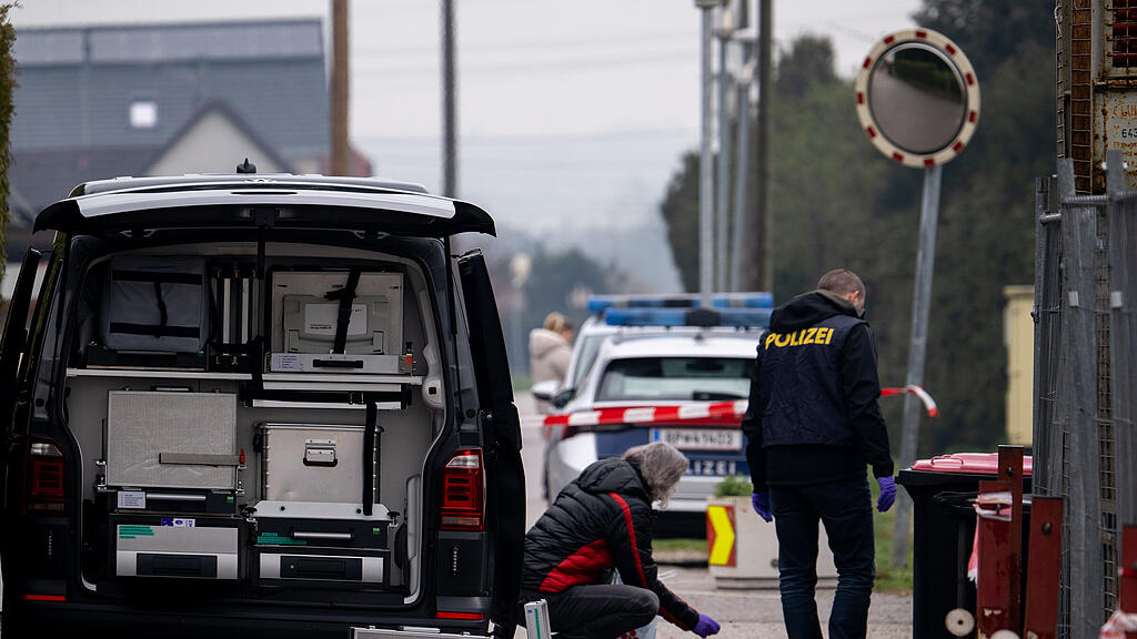 Mann in Marchtrenk auf offener Straße niedergestochen