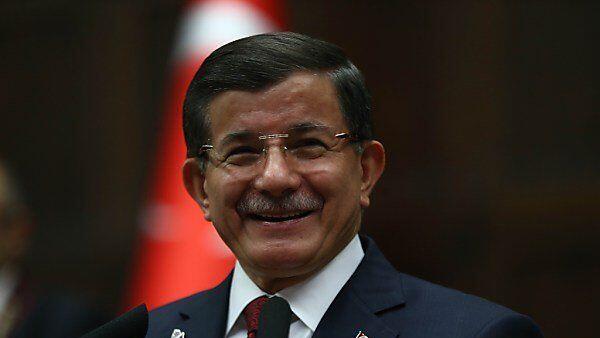 Davutoglu sitzt für die Türkei am Verhandlungstisch
