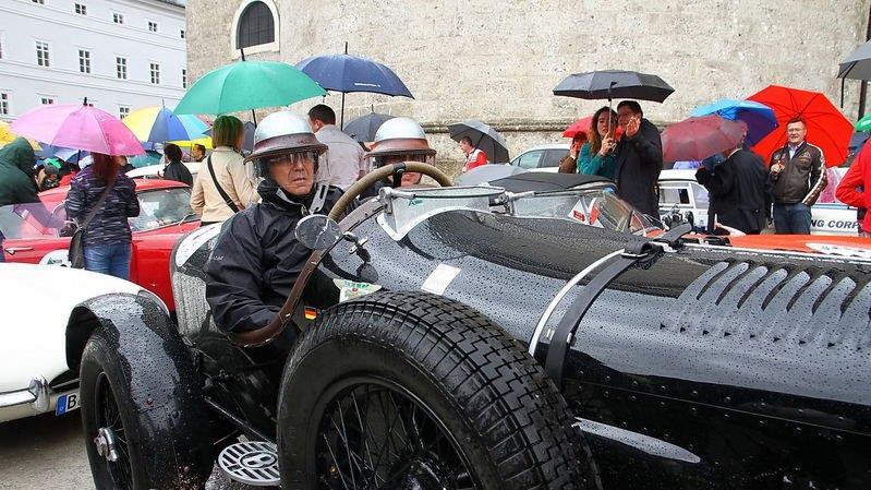 Oldtimer am Residenzplatz