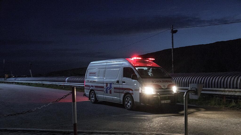 Die Sanitäter in Südafrika brauchen Polizeischutz.