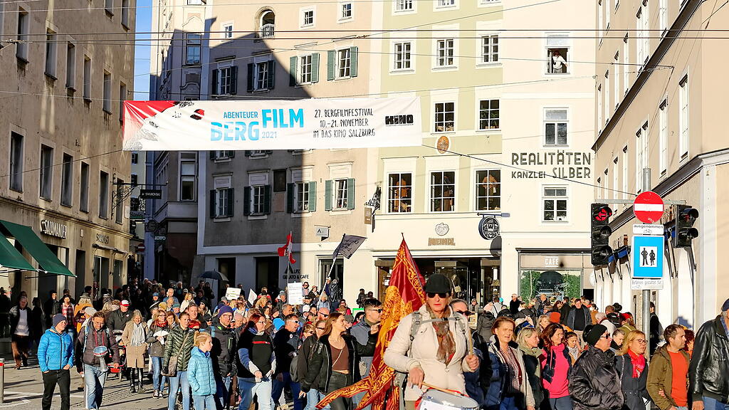 Corona-Protestmarsch in Salzburg