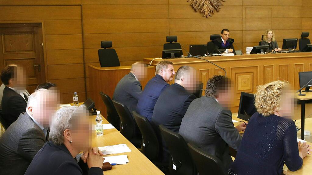 Neun Angeklagte mussten sich vor Gericht verantworten.