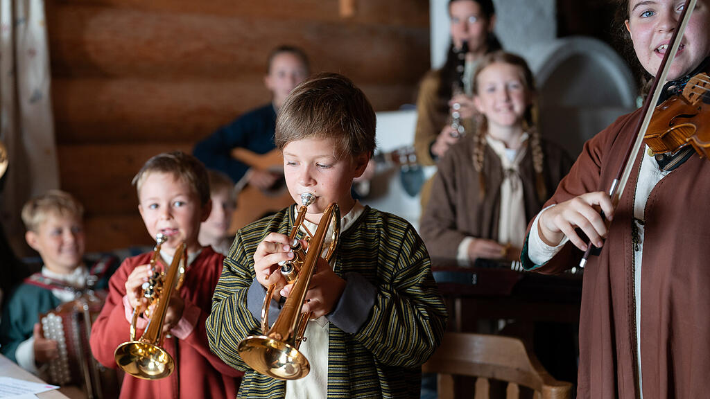 Hirtenkinder Loferer Alm