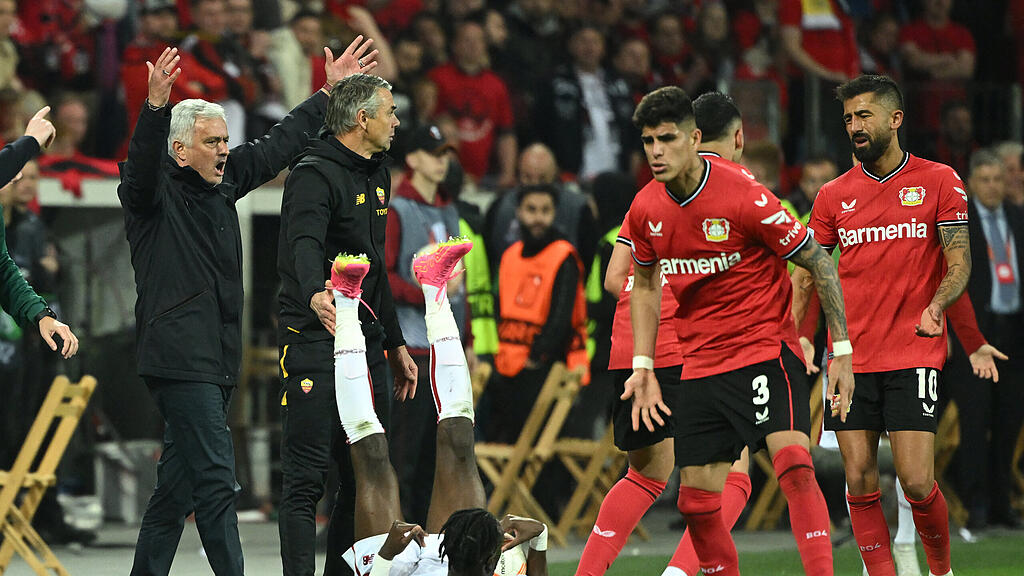 Leverkusen - AS Roma
