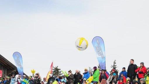 Snow-Volleyball in Wagrain, II