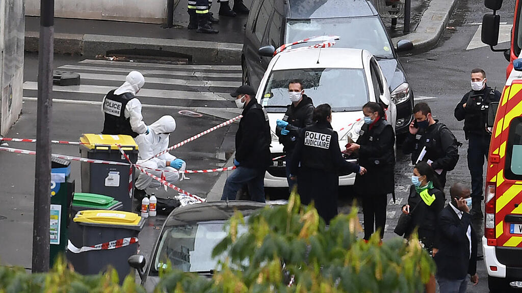 Zwei Journalisten mit Hackmesser schwer verletzt