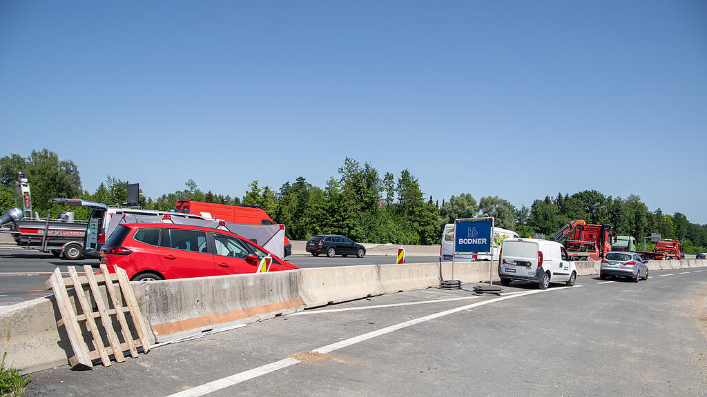Tödlicher Pkw-Unfall A1 Flughafen