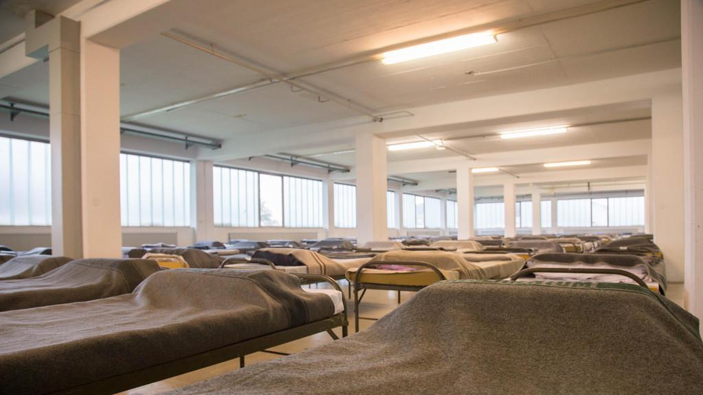 Flüchtlinge in Salzburg: Notquartier in Salzburg-Kasern