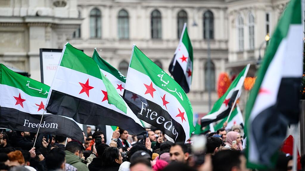 Machtwechsel in Syrien: Lautstarke Feier in Wien