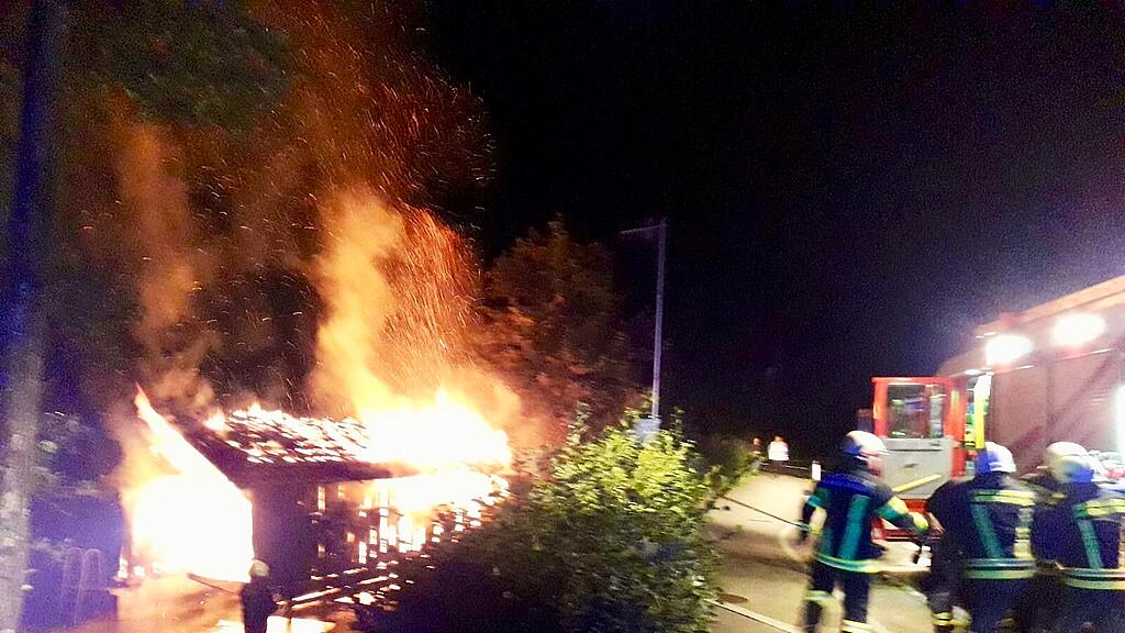 Bootshütte am Mondsee niedergebrannt