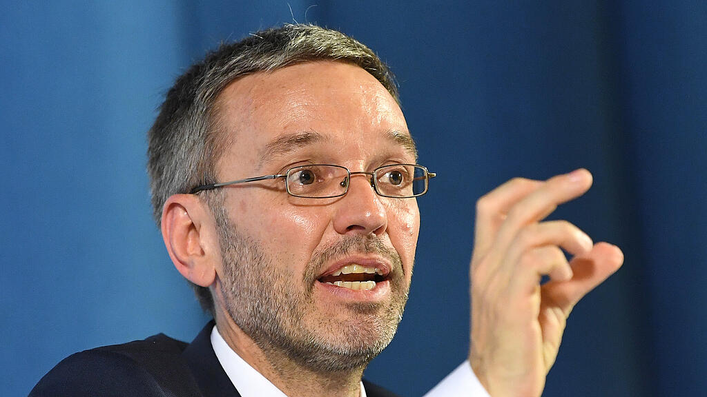 "Da ist die Justiz mit der Justiz zu Gericht gesessen", meint Kickl.