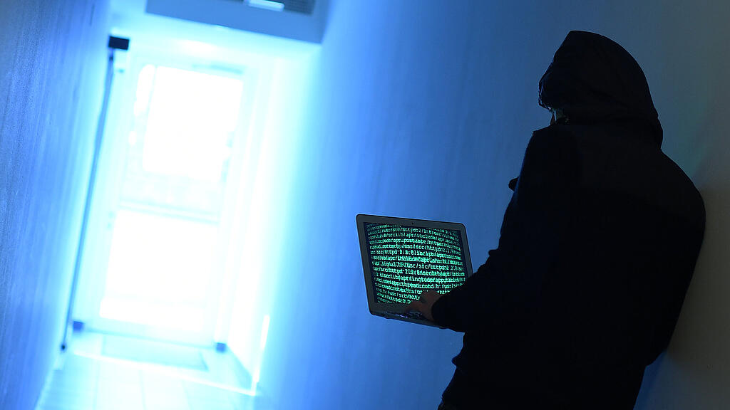 Cyberbetrug, Betrug, Internetkriminalität