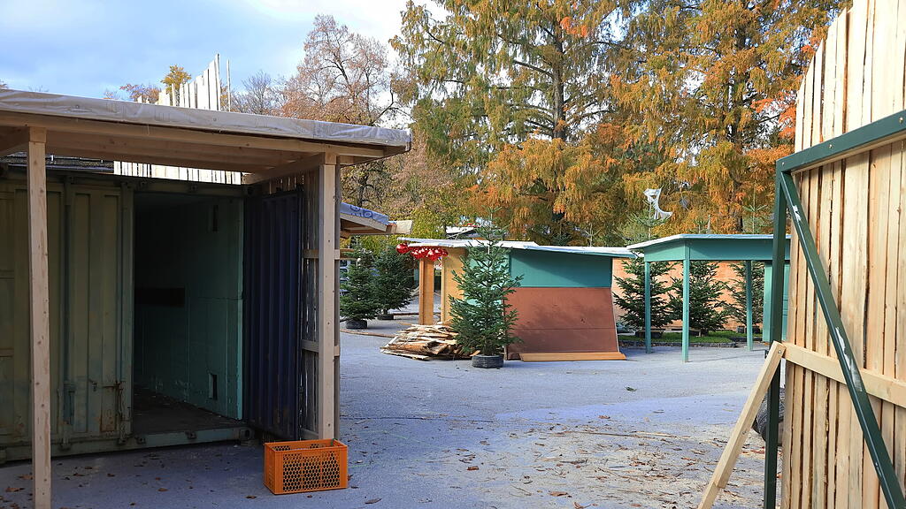 Aufbau Adventzauber Hellbrunn