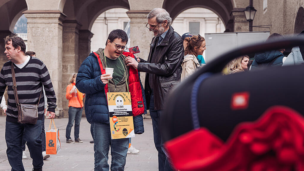 Flashmob-Tanzen am Welt-Down-Syndrom-Tag