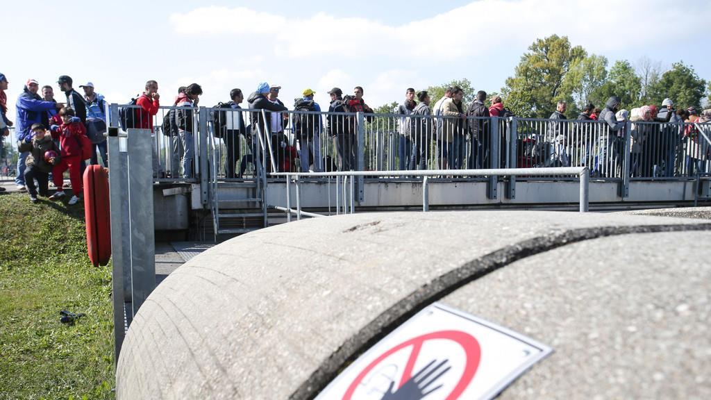Flüchtlinge - Lage in Salzburg spitzt sich zu II
