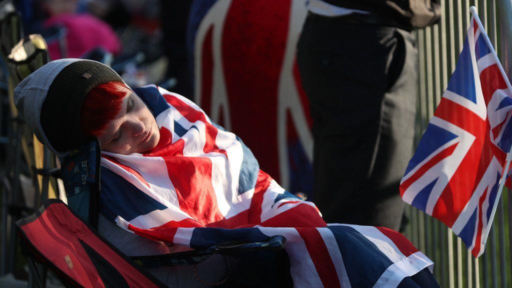 Royale Hochzeit: Fans in Windsor