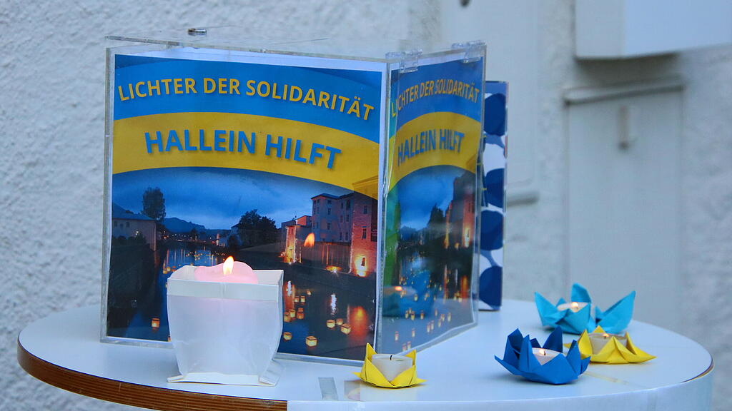 Hallein hilft: Lichtermarsch f\u00fcr Ukraine