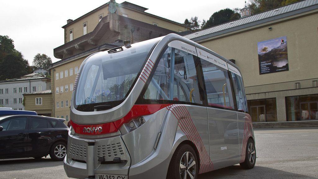 Selbstfahrender Bus in Salzburg vorgestellt