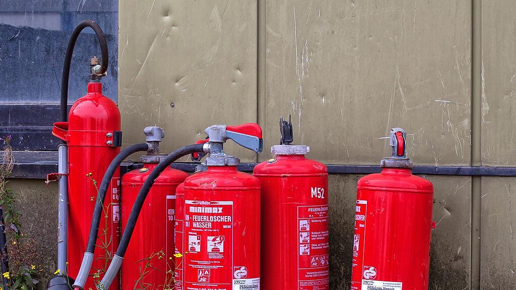 Feuerlöscher, SB