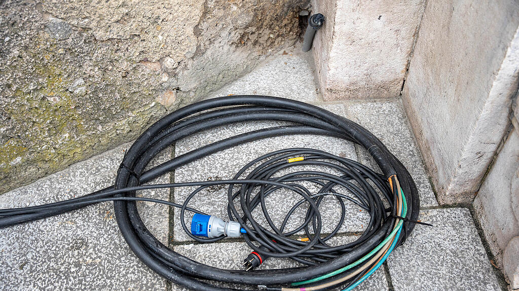 Aufbau Christkindlmarkt