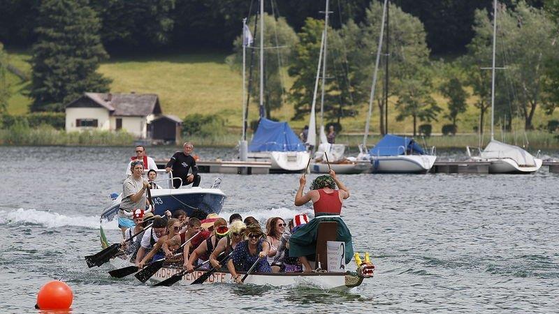 Drachenboot-Action am Mattsee