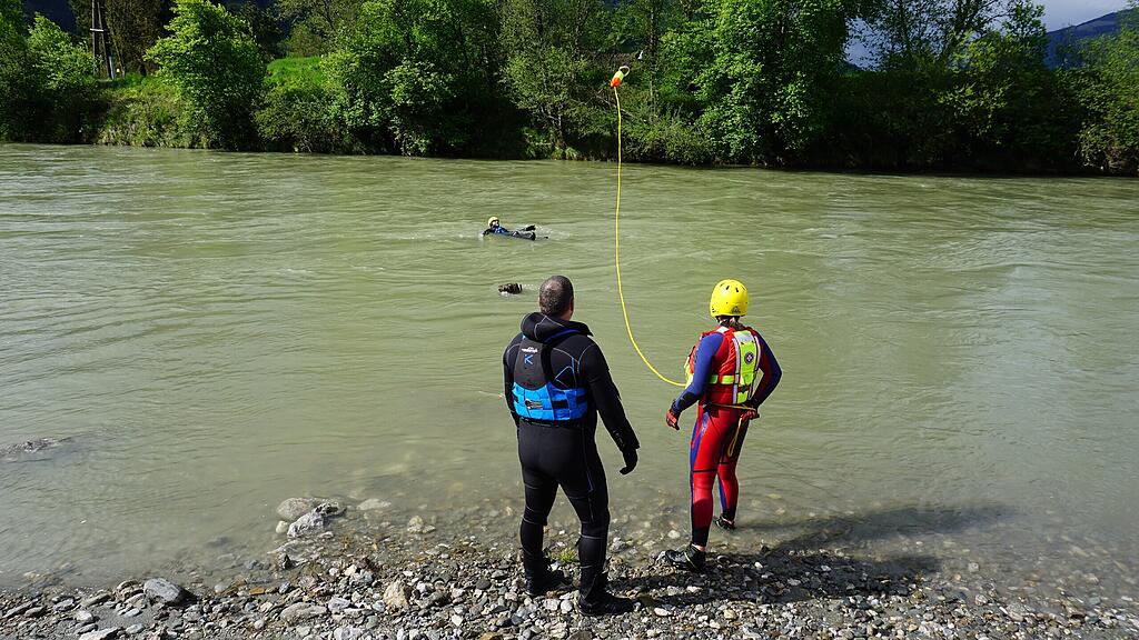 Übung Wasserrettung Zell am See
