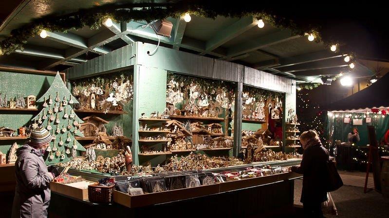 Adventmarkt in Hellbrunn
