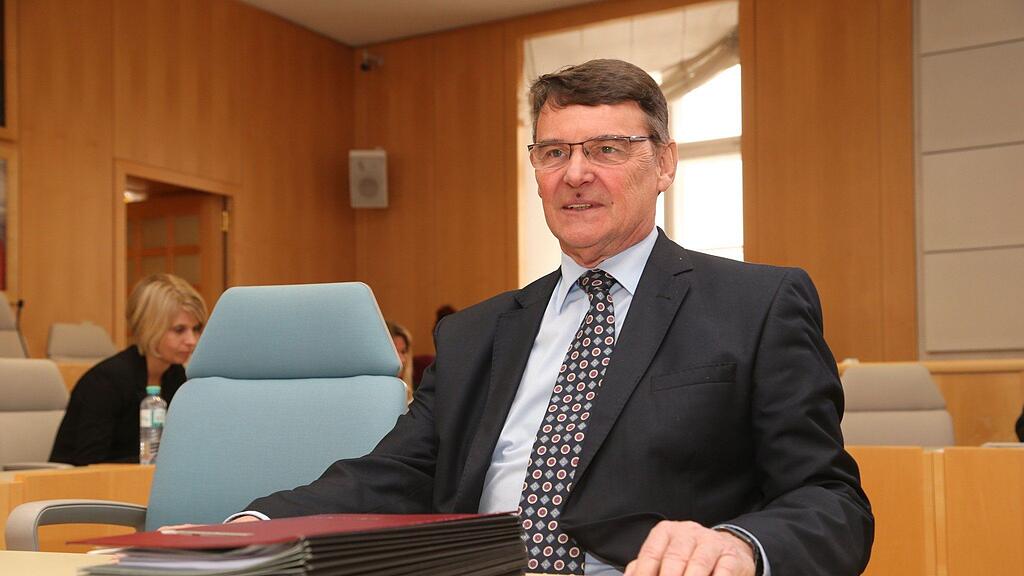 Ob gegen ihn ermittelt wird, wisse Othmar Raus zurzeit nicht.