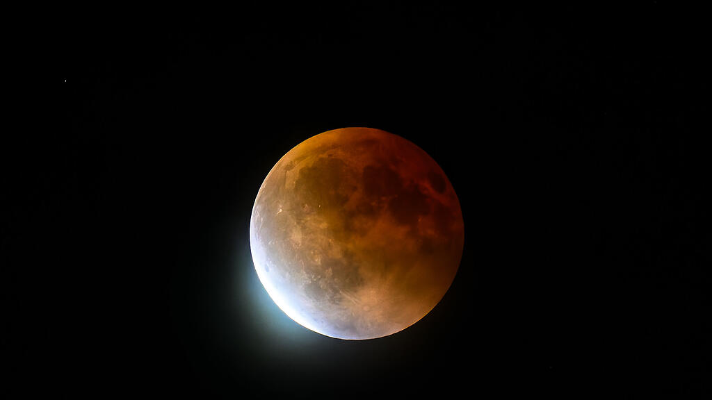 Mondfinsternis über Wien