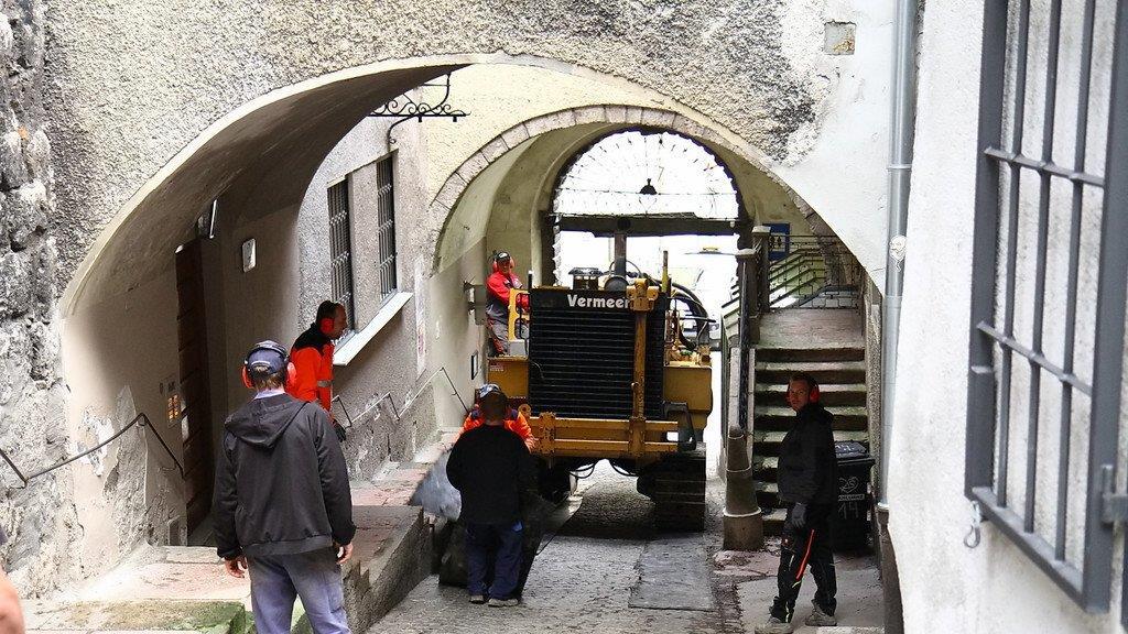 24 Tonnen schwere Fräse auf Kapuzinerberg