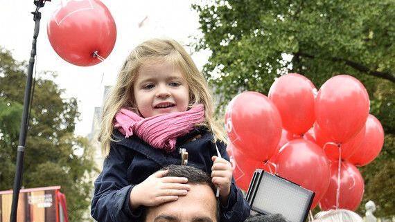 Neue SPÖ-Plakatserie zeigt Kern mit Kindern
