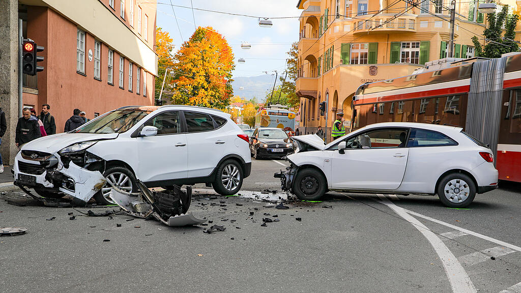 Pkw-Crash Salzburg-Nonntal
