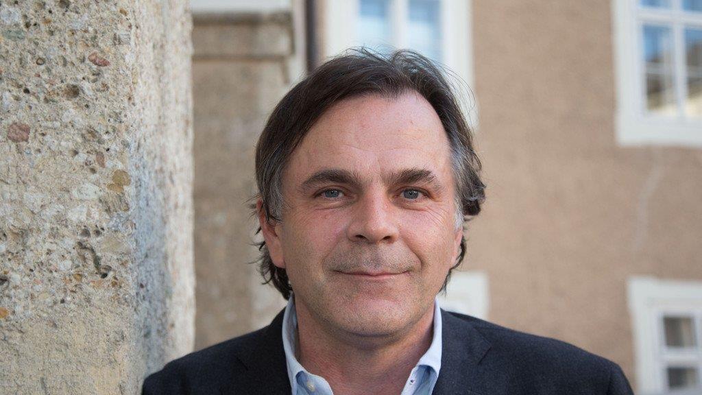 Hinterhäuser wird vorgestellt